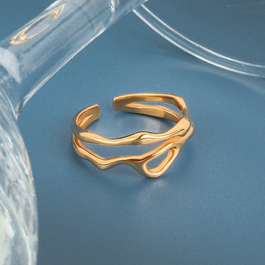 Eleganter Goldfarbener Zweig Ring Ausführung