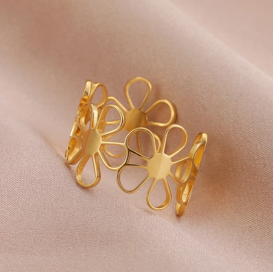 Eleganter Verstellbarer Ring in Goldfarbe mit Gänseblümchen Design