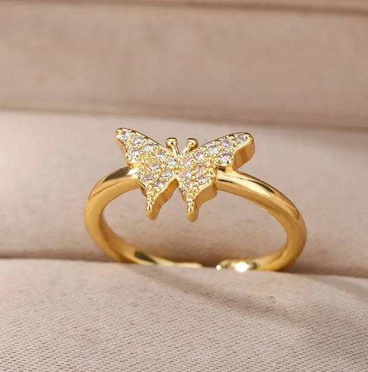 Eleganter verstellbarer Schmetterlingsring mit funkelnden Zirkonia
