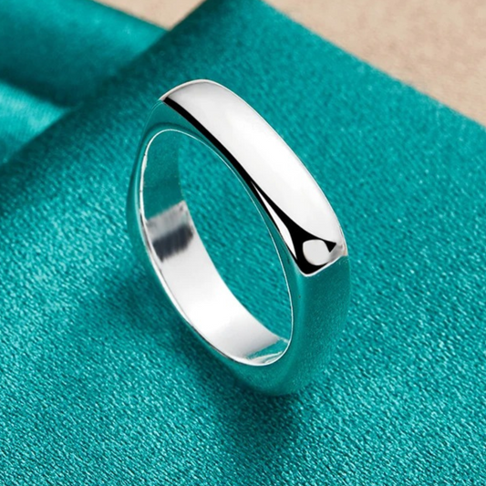 Eleganter verstellbarer Ring aus 925 Sterling Silber im schlichten Quadratform-Design