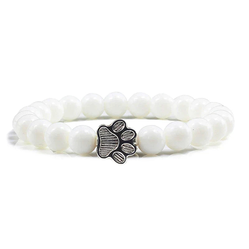 MELIA – Elegantes Perlenarmband mit charmantem Pfotenanhänger aus natürlichem Steinstoff
