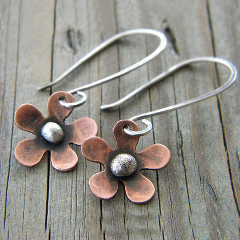 Boho-Ohrringe mit brauner Blume aus Sterlingsilber