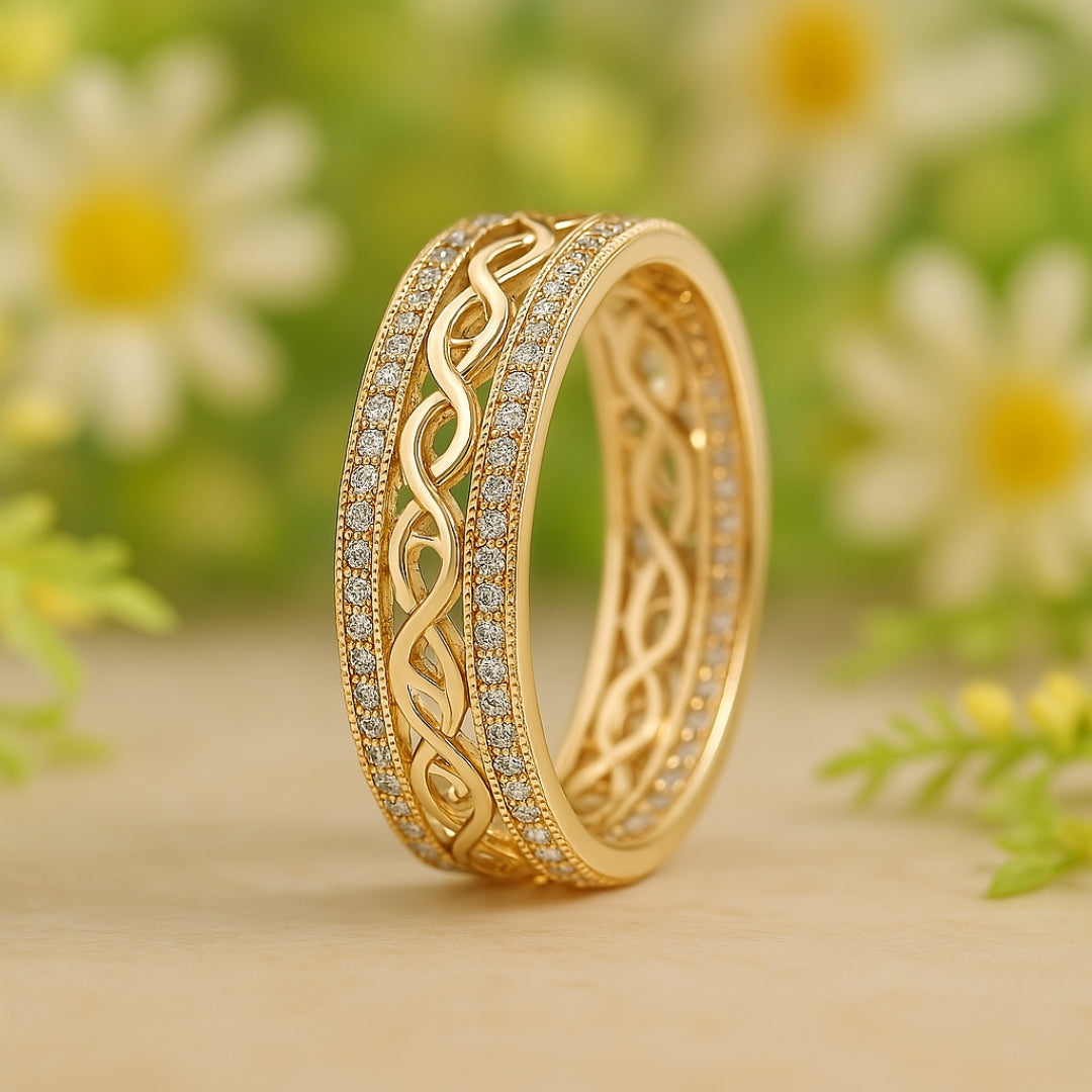 Eleganter Hohler Ring mit Zirkonen