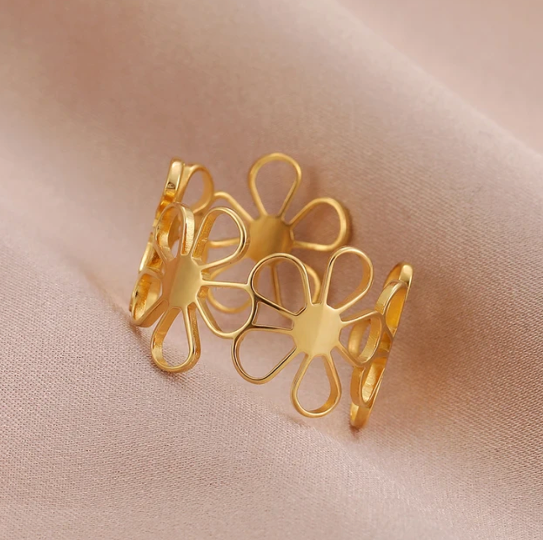 Eleganter Verstellbarer Ring in Goldfarbe mit Gänseblümchen Design