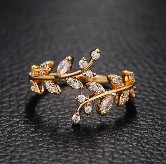 Luxuriöser Geometrischer Blätter Ring