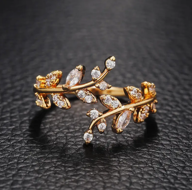 Luxuriöser Geometrischer Blätter Ring