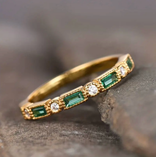 Grüner Zirkonia-Goldring
