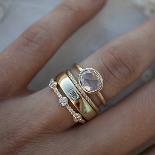 Gold- und Zirkonia-Ring-Set
