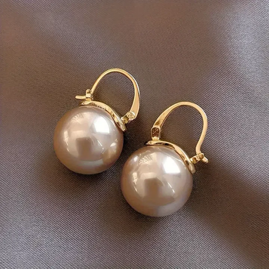 Goldene Perle – Exquisite Ohrringe